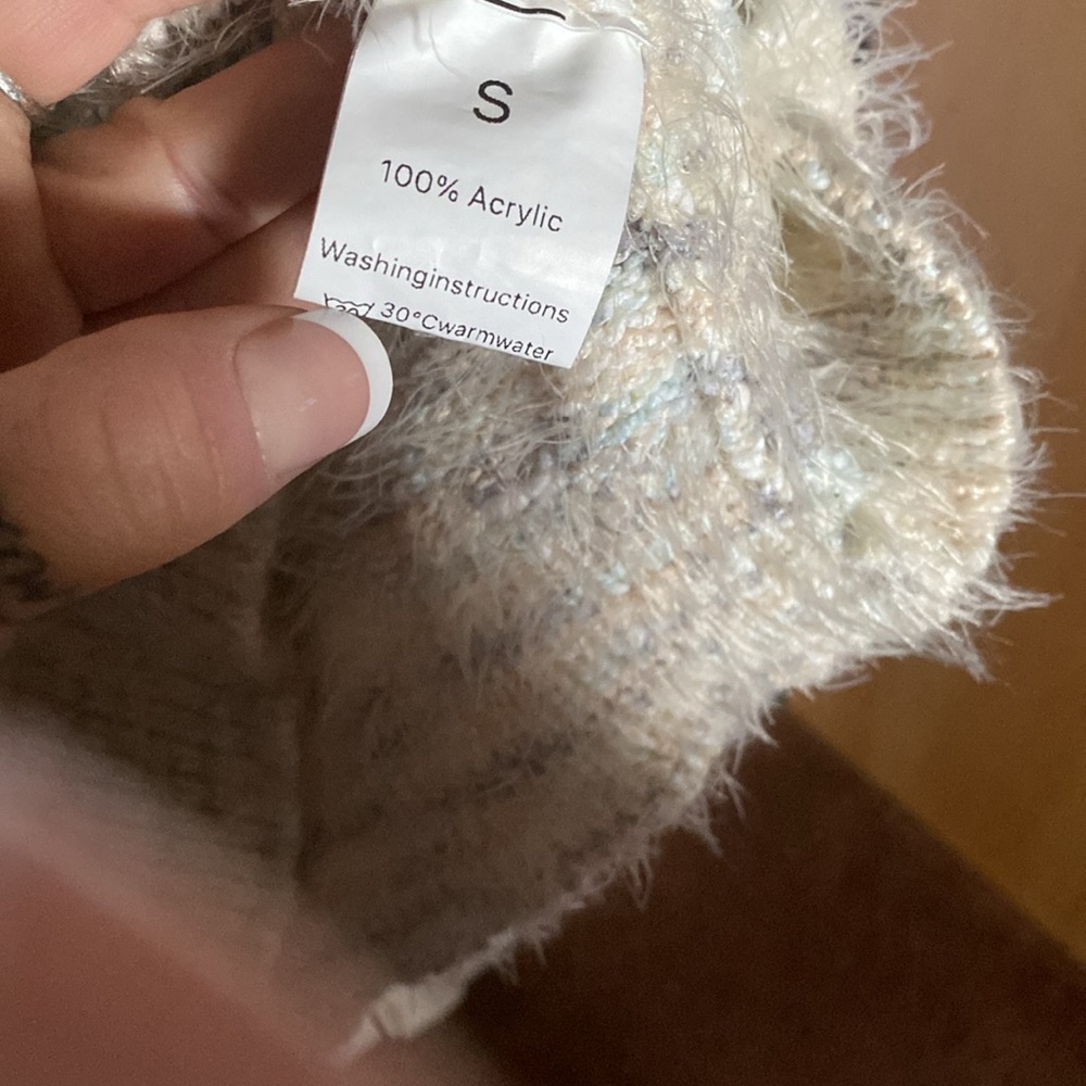 Soft knit sweater dress - Picture 4 of 4